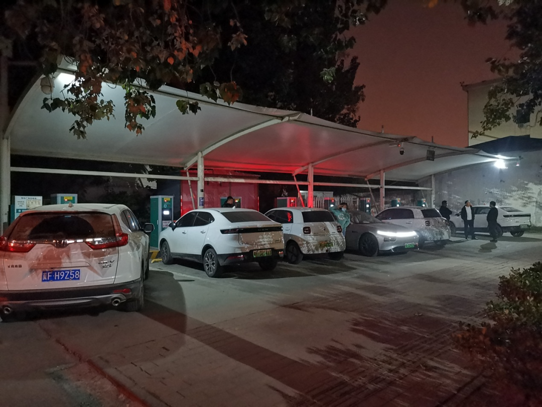 电动车拖车公司电话号码是多少_电瓶车拖车服务电话_电动车拖车电话